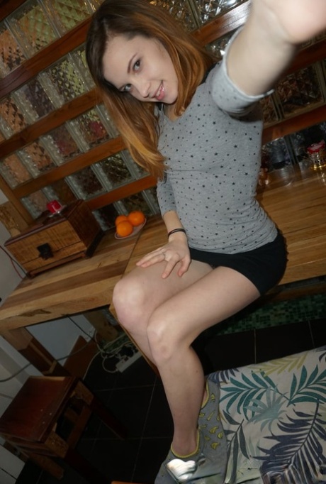Piyalepaşa Çevresinde VIP Model Valeria ile Özel Randevu