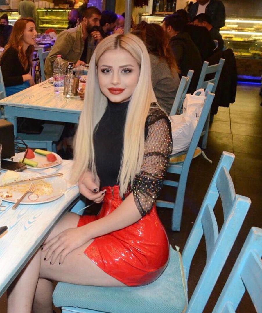 Ela - Beyoğlu VIP Escort Bayan Modeli - Gerçek Fotoğraflı İlan